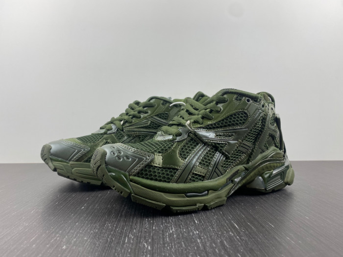 BALCIA RUNNER SNEAKER