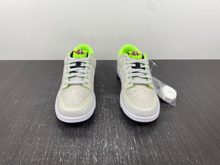NEW Nike Dunk Low 