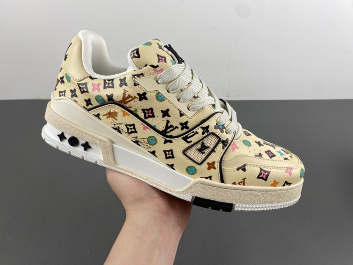 LUSV SNEAKERS
