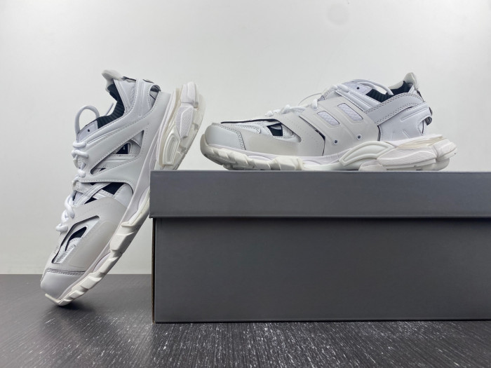 BALCIA Track SNEAKER