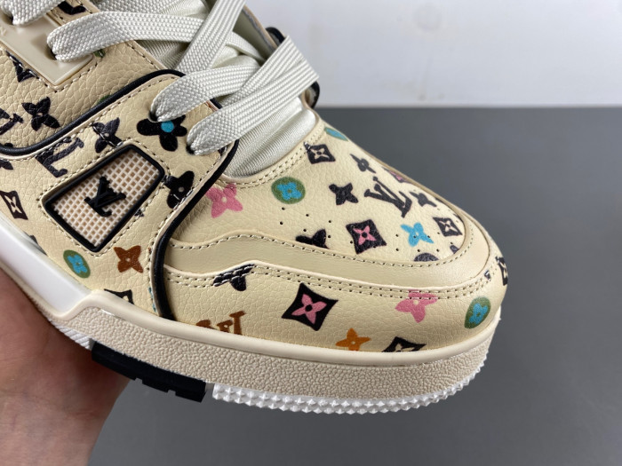 LUSV SNEAKERS