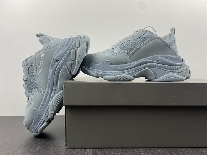 BALCIA Triple S Sneaker