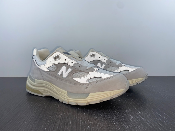 New Balance 992 