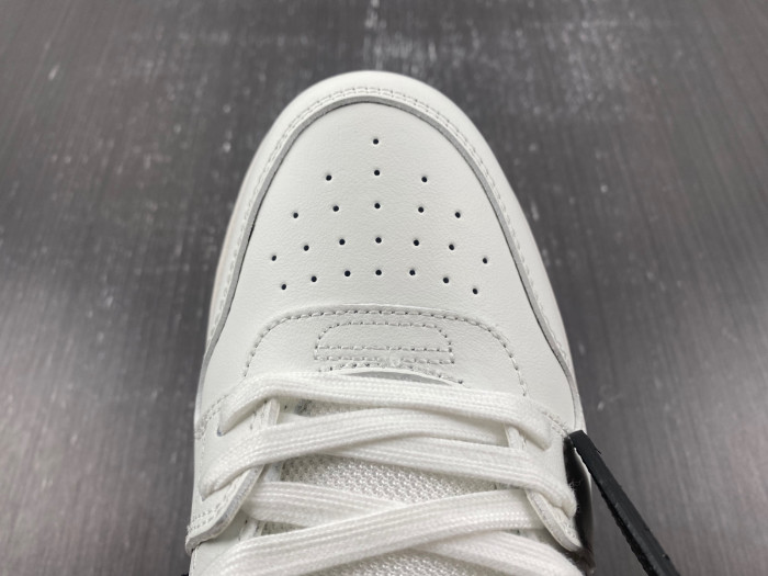 OFW C/O VIRGIL ABLOH Out Of Office OOO Low Tops