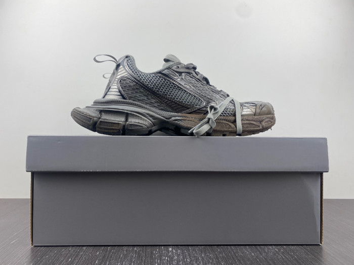 BALCIA 3XL SNEAKER