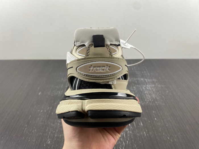 BALCIA Track SNEAKER