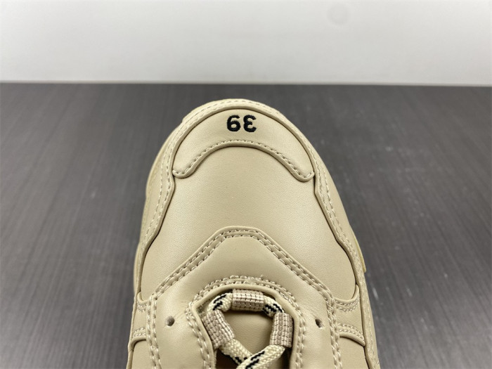 BALCIA Triple S Sneaker