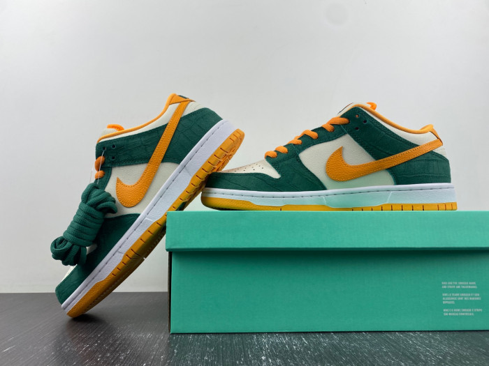 Nike Dunk Low Pro SB 