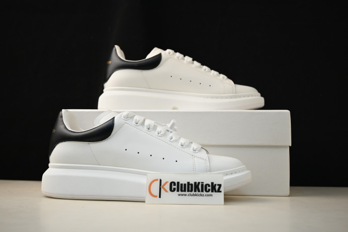 ALEXMQ Sneakers