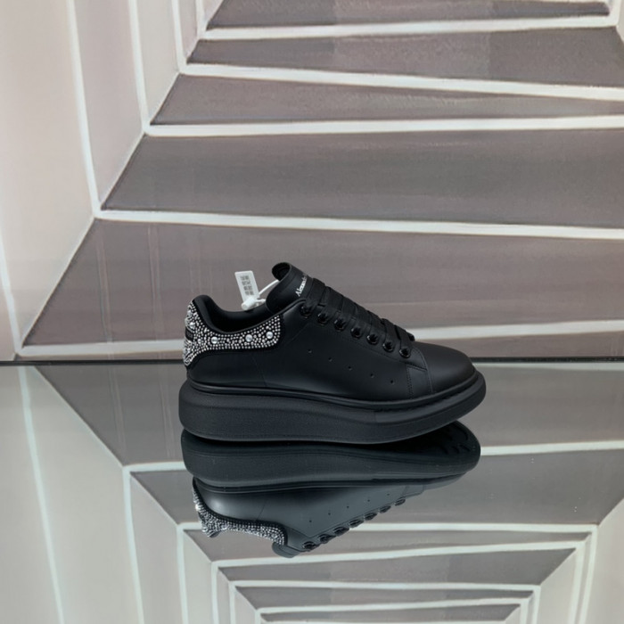 ALEXMQ Sneakers