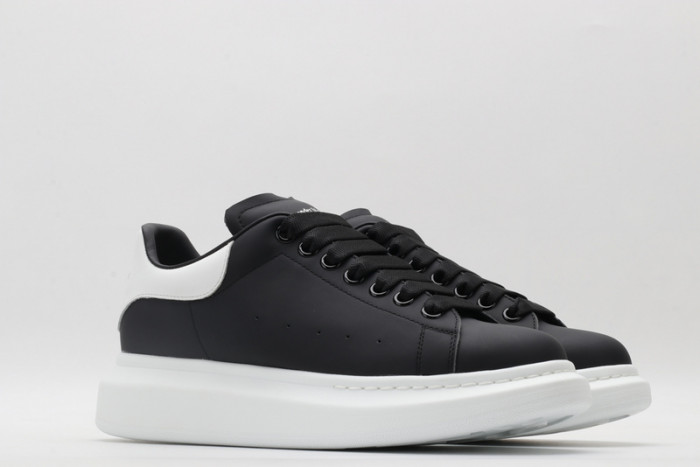ALEXMQ Sneakers