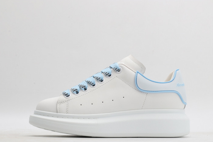 ALEXMQ Sneakers