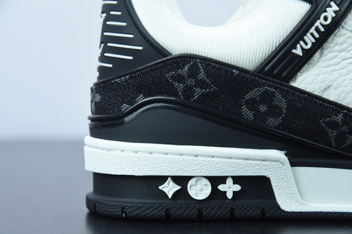 LUSV SNEAKERS