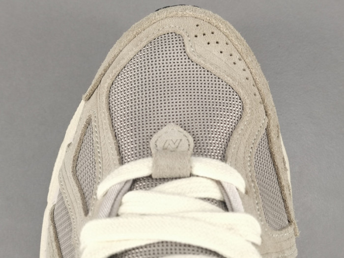 New Balance 1906R 
