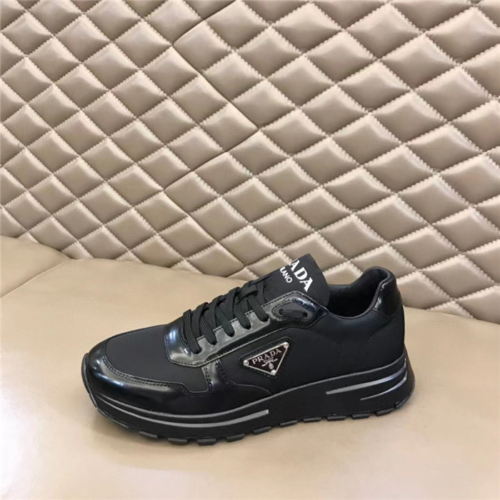 PRDA Sneaker