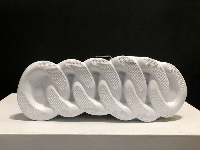 VRCE Sneaker