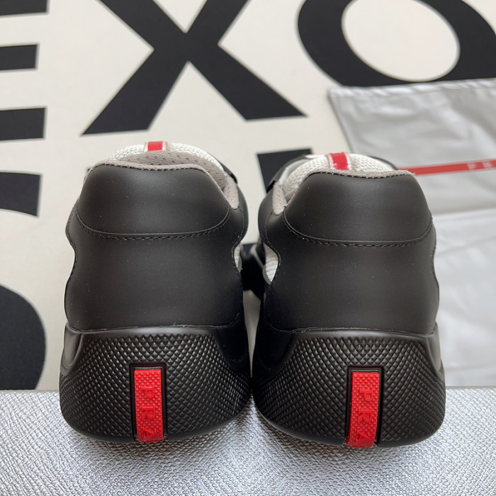 PRDA Sneaker