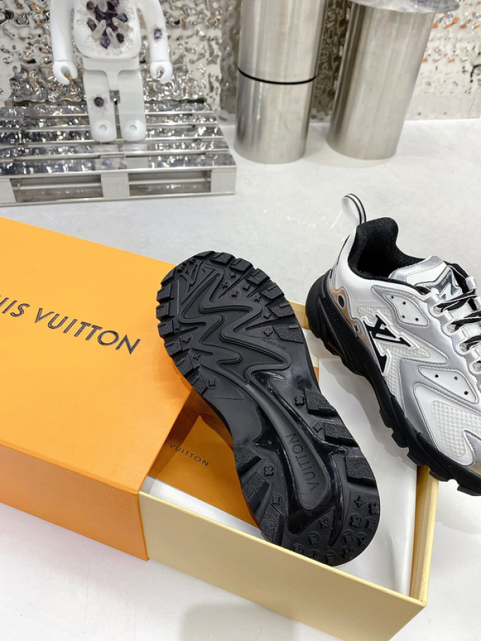 LUSV SNEAKERS