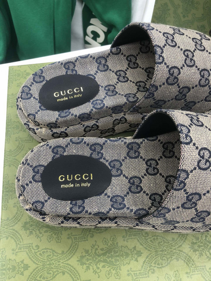 GCI GG Slide Sandal
