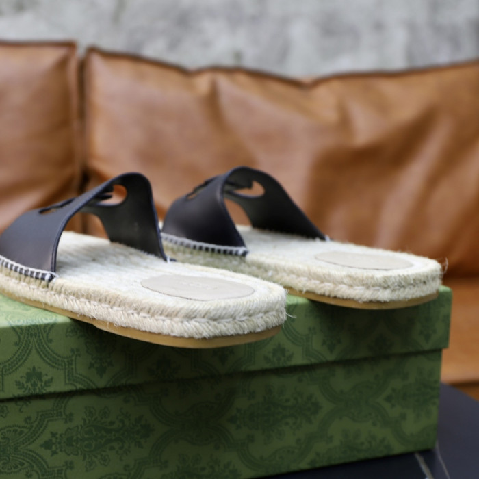 GCI GG Slide Sandal