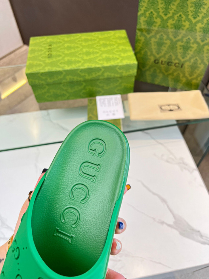 GCI GG Slide Sandal