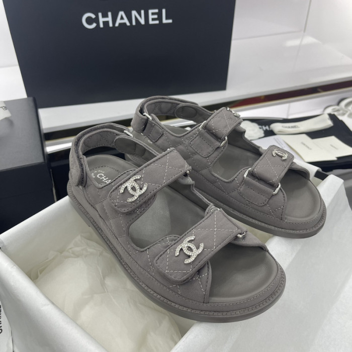 CN Slide Sandal