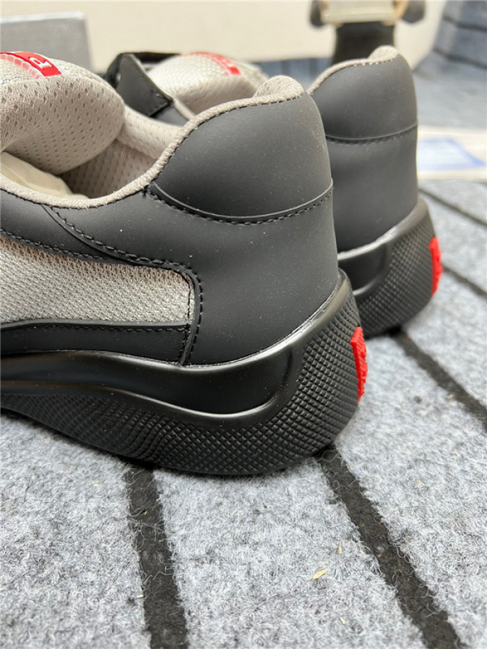 PRDA Sneaker
