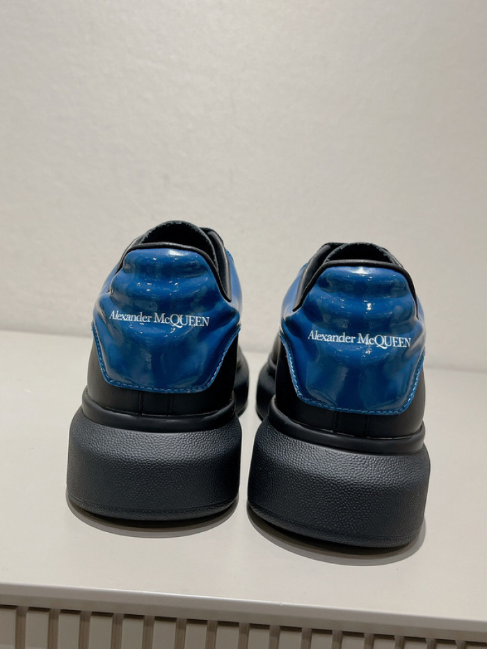 ALEXMQ Sneakers