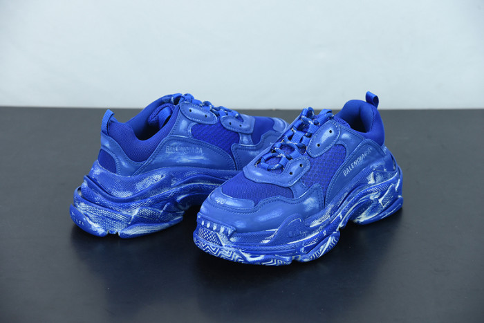 BALCIA Triple S Sneaker