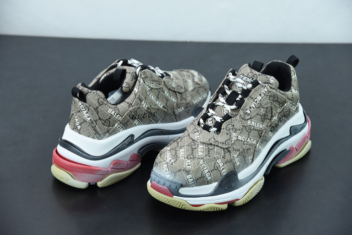 BALCIA SNEAKER