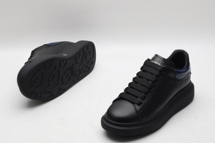ALEXMQ Sneakers