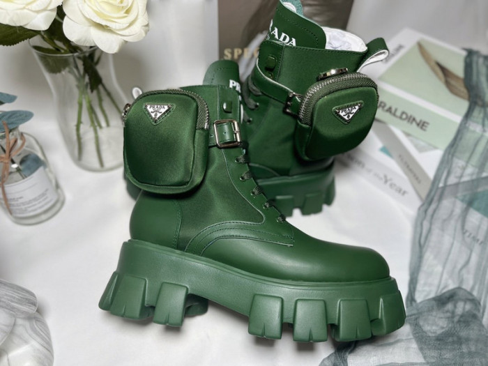 Pra*a boots