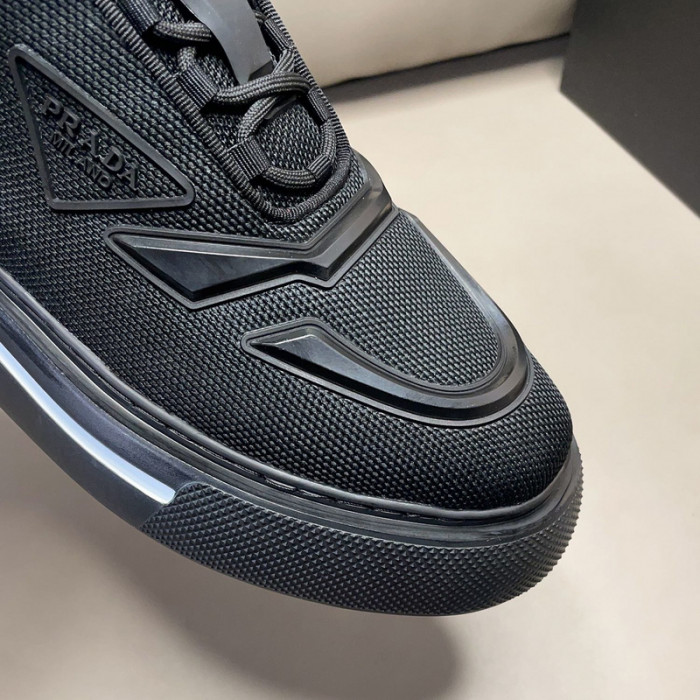 PRDA Sneaker