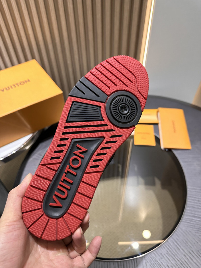 LUSV SNEAKERS