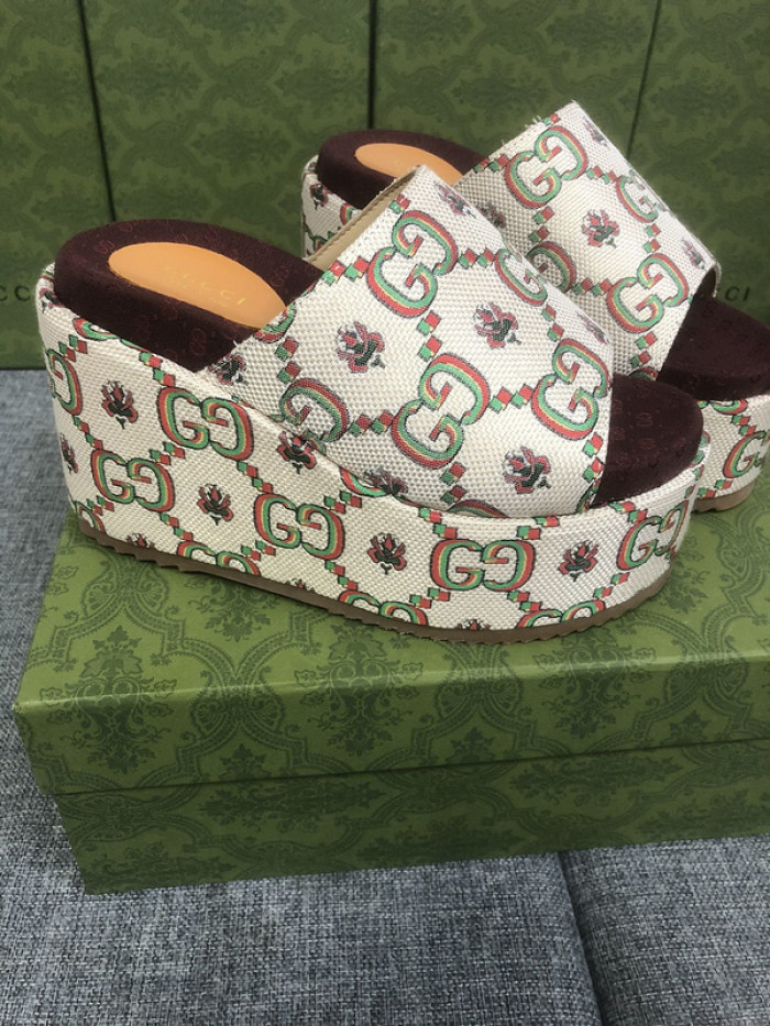 GCI GG Slide Sandal