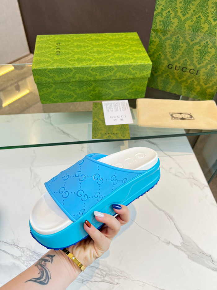 GCI GG Slide Sandal