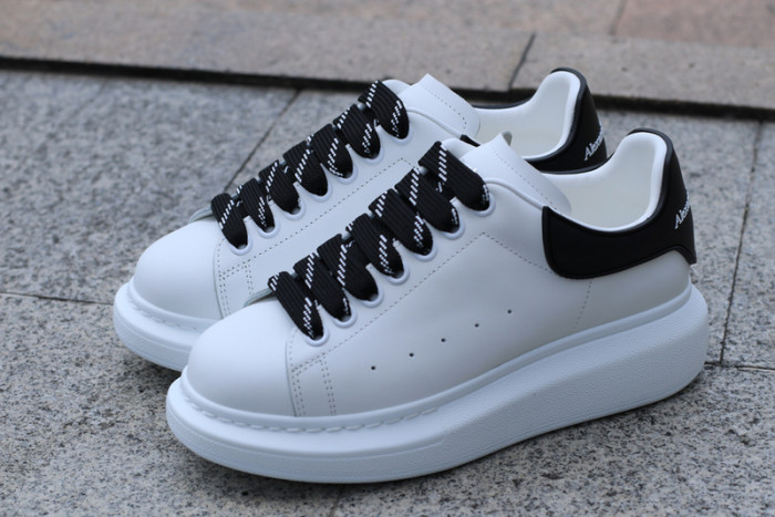ALEXMQ Sneakers