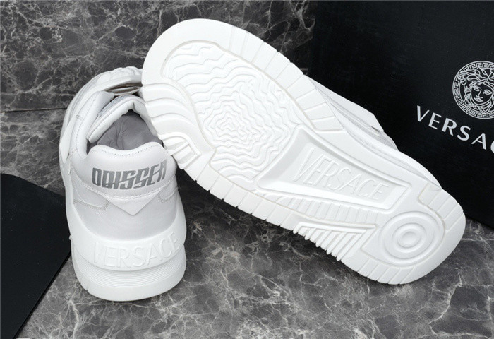 VRCE Sneaker