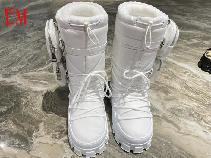 Pra*a boots