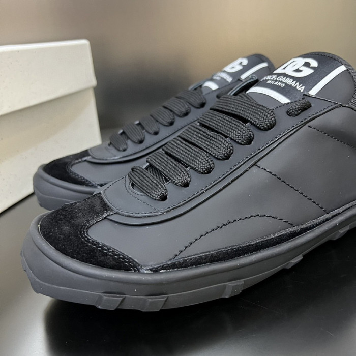 DG SNEAKER