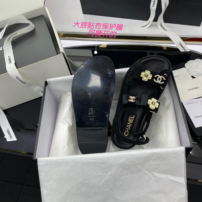 CN Slide Sandal