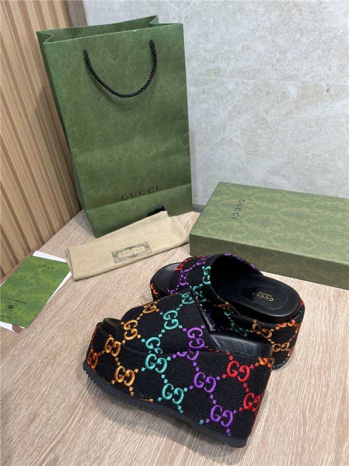 GCI GG Slide Sandal