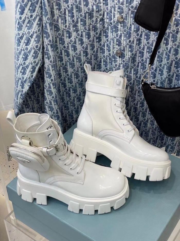Pra*a boots
