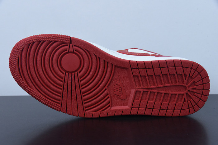 Air Jordan 1 Low Cardinal Red 553558-607