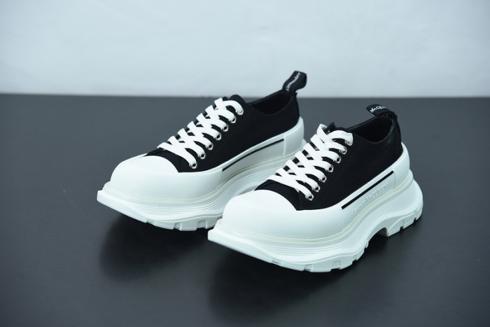 ALEXMQ Sneakers