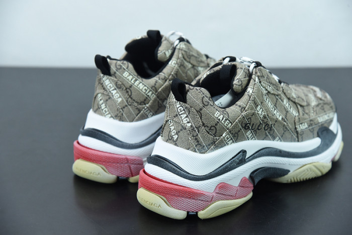 BALCIA SNEAKER