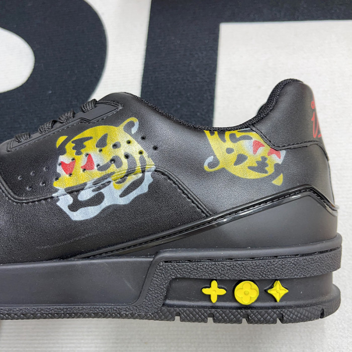 LUSV SNEAKERS