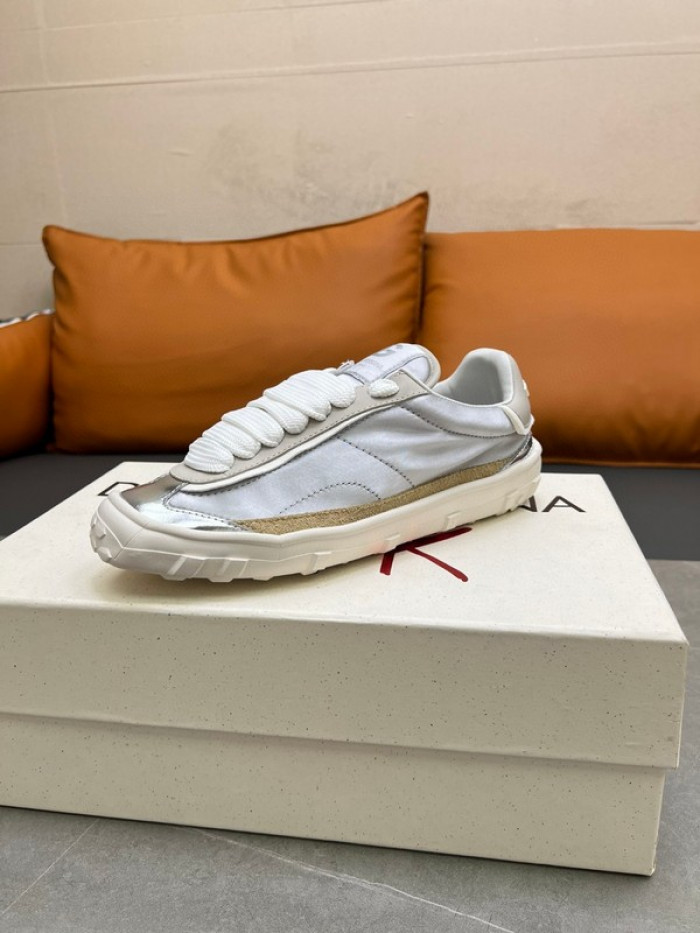 DG SNEAKER
