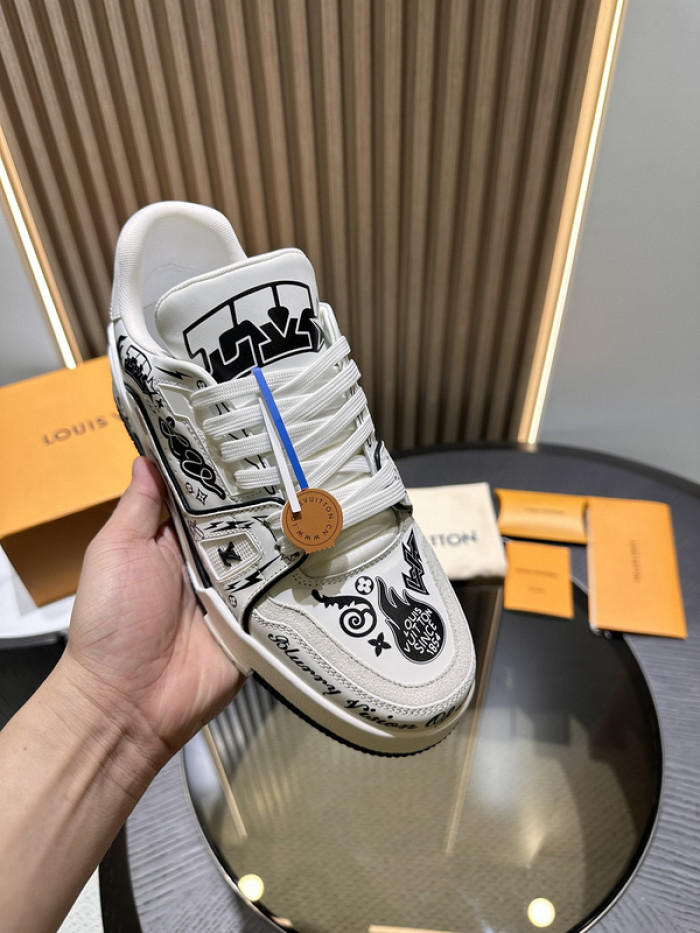 LUSV SNEAKERS