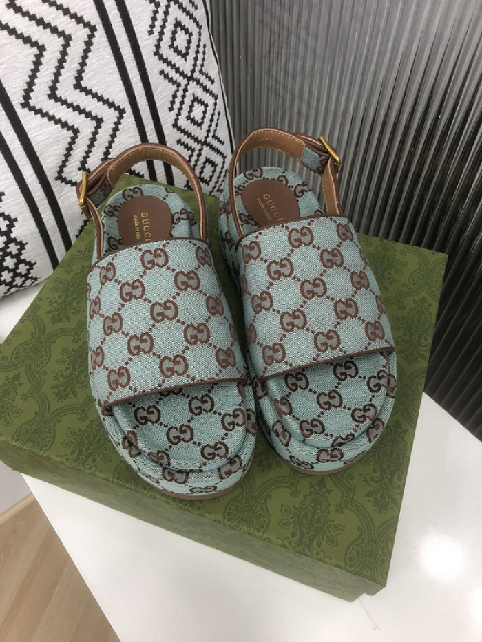 GCI GG Slide Sandal